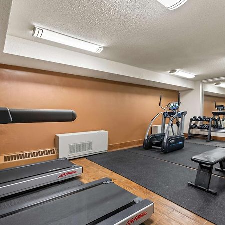 Best Western Tower West Lodge Джиллетт Экстерьер фото
