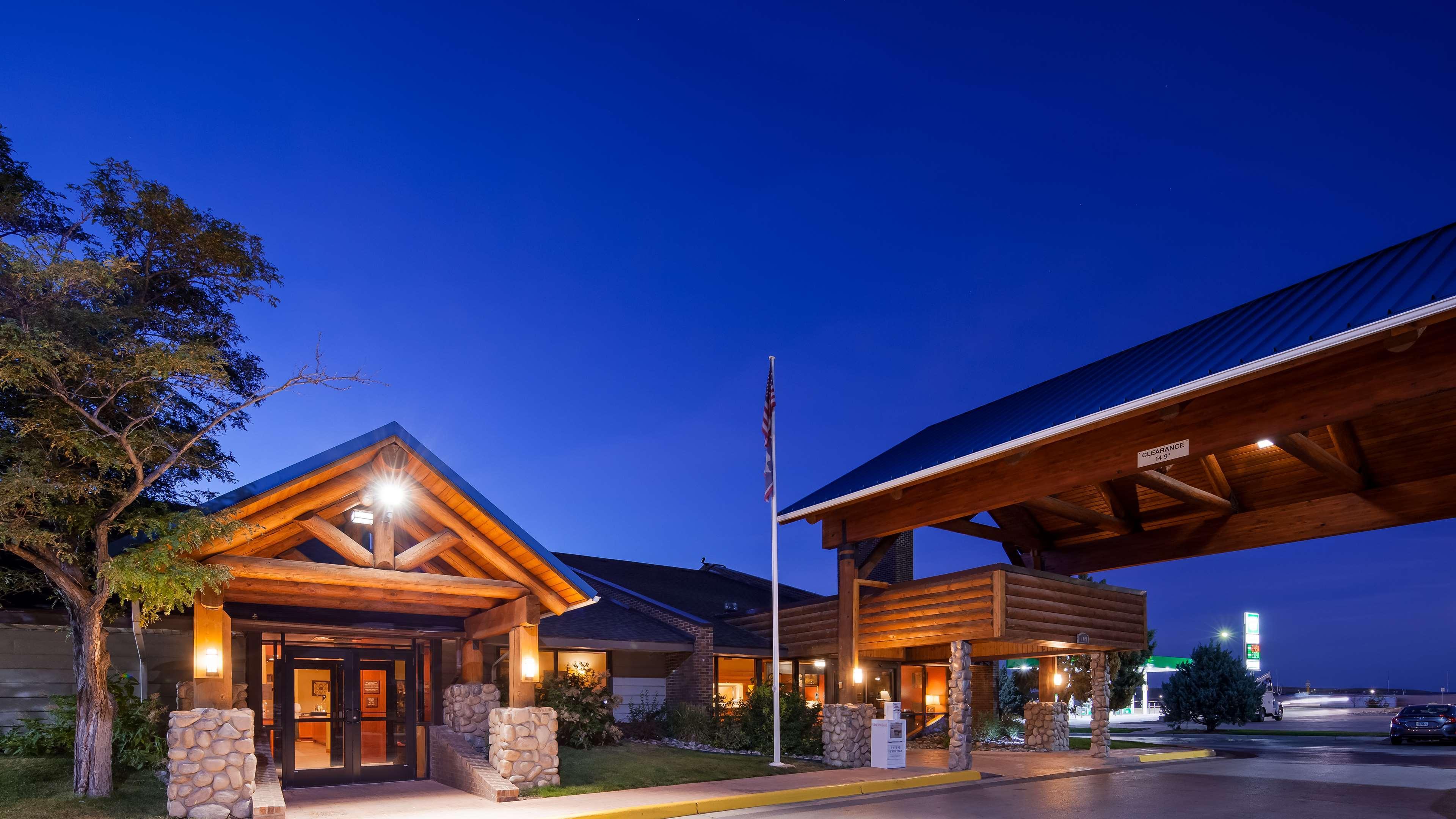 Best Western Tower West Lodge Джиллетт Экстерьер фото