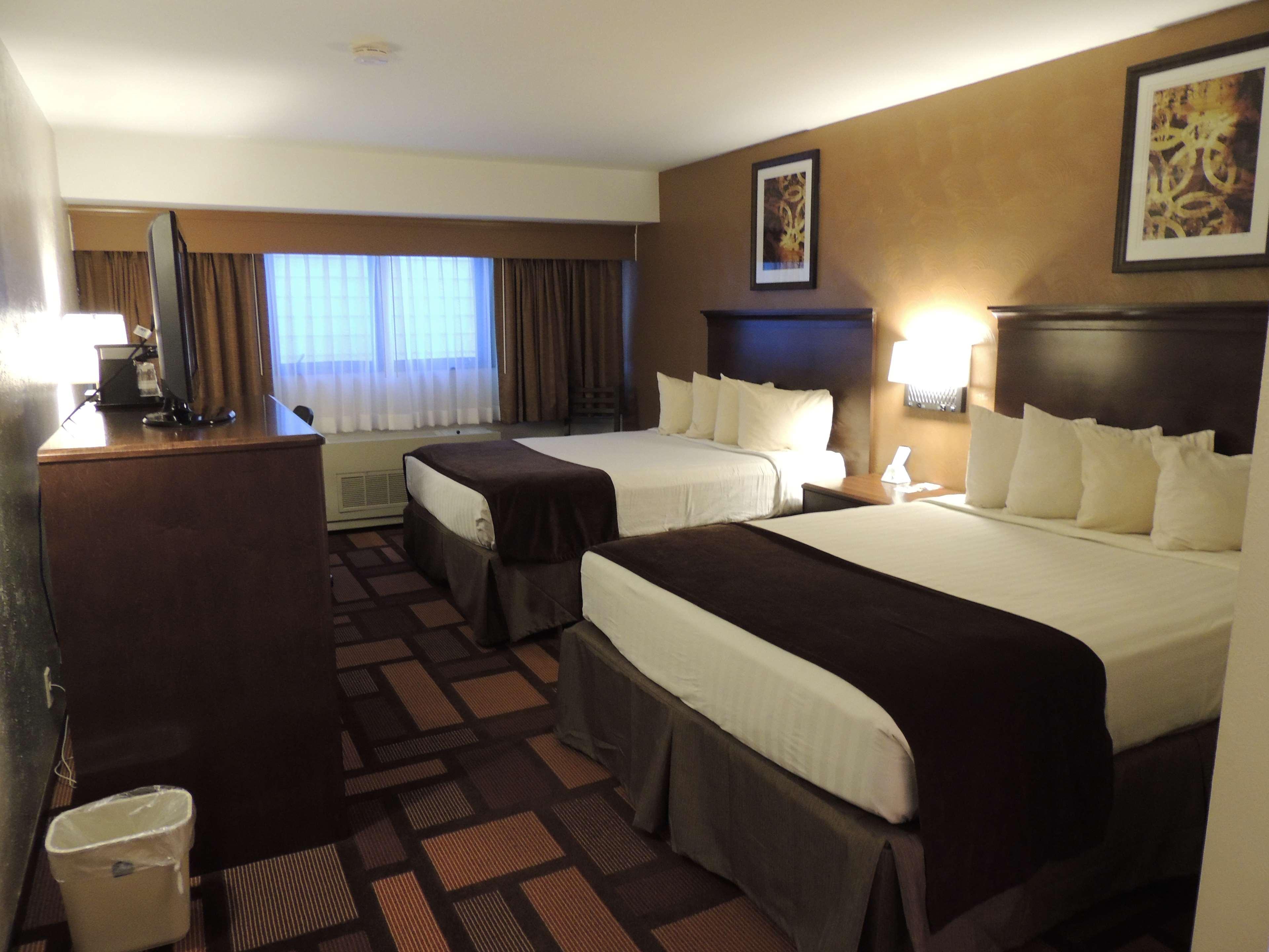 Best Western Tower West Lodge Джиллетт Экстерьер фото