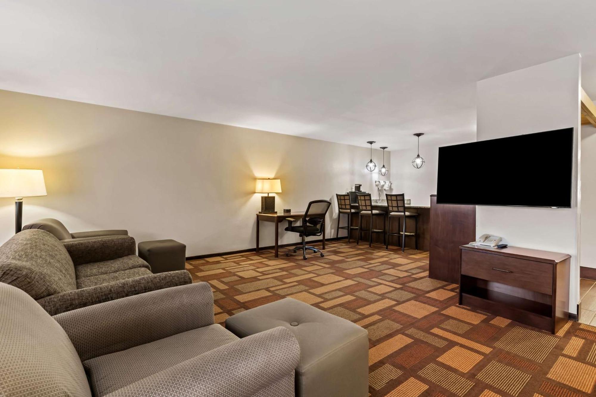 Best Western Tower West Lodge Джиллетт Экстерьер фото
